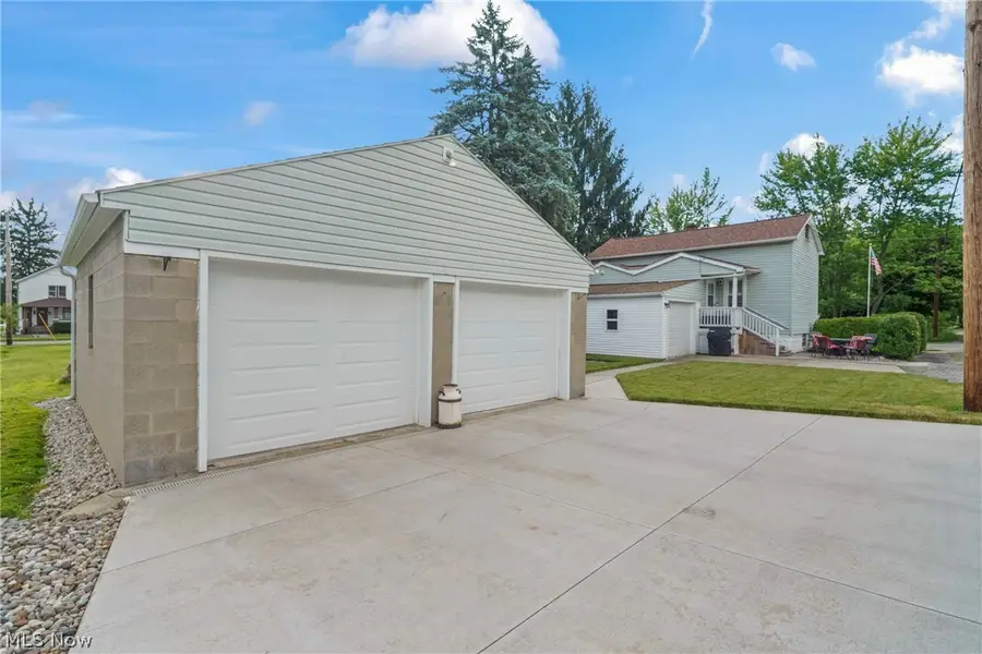 629 Clinton Street, Niles, OH 44446 - #2