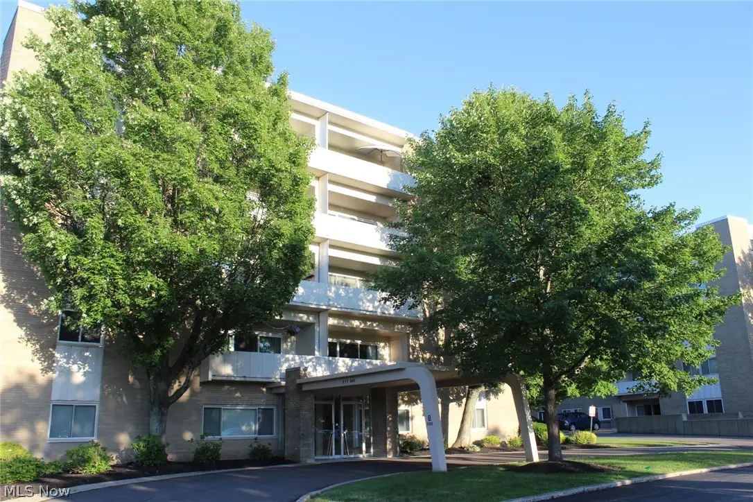 2109 Wooster Road #48, Rocky River, OH 44116 - #1