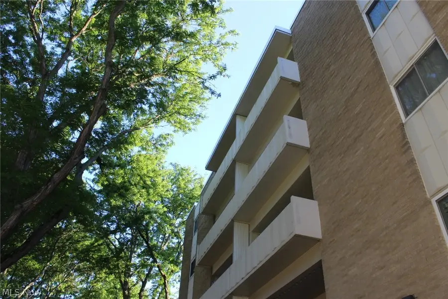 2109 Wooster Road #48, Rocky River, OH 44116 - #2