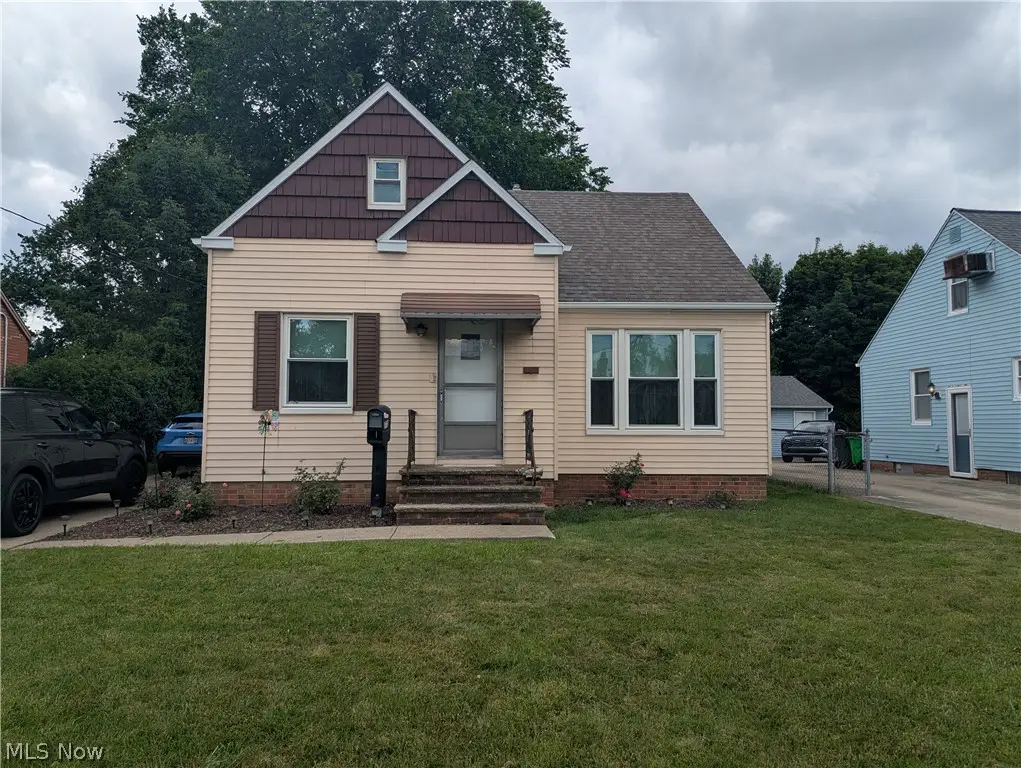 1722 Temple Avenue, Mayfield Heights, OH 44124 - #1