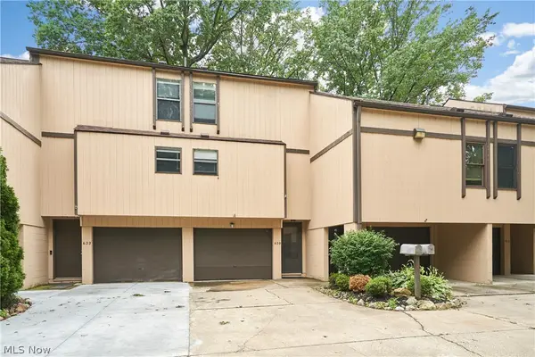 620 James Avenue, Cuyahoga Falls, OH 44221