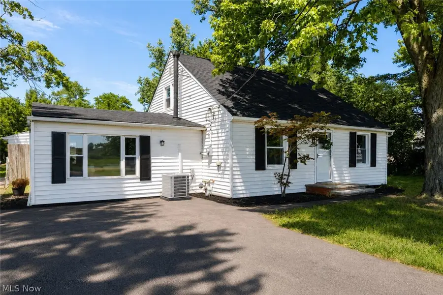 7325 Adkins Road, Mentor, OH 44060 - #2