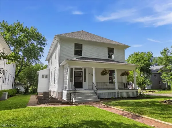 919 Sunset Avenue, Zanesville, OH 43701