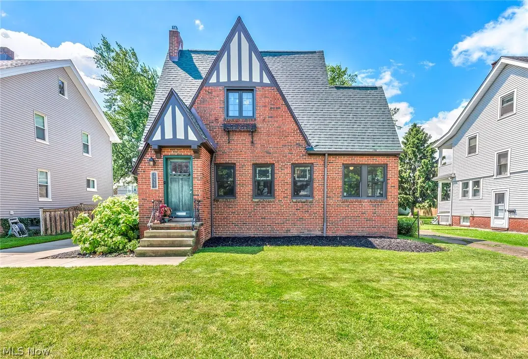 19347 Dorothy Avenue, Rocky River, OH 44116 - #1