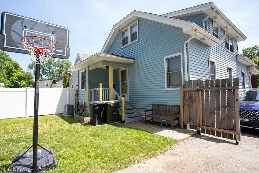 122 Maple Drive, Boardman, OH 44512 - #3