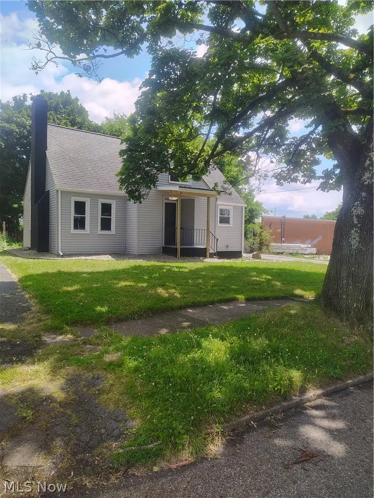 21 Fernwood Avenue, Youngstown, OH 44509 - #2