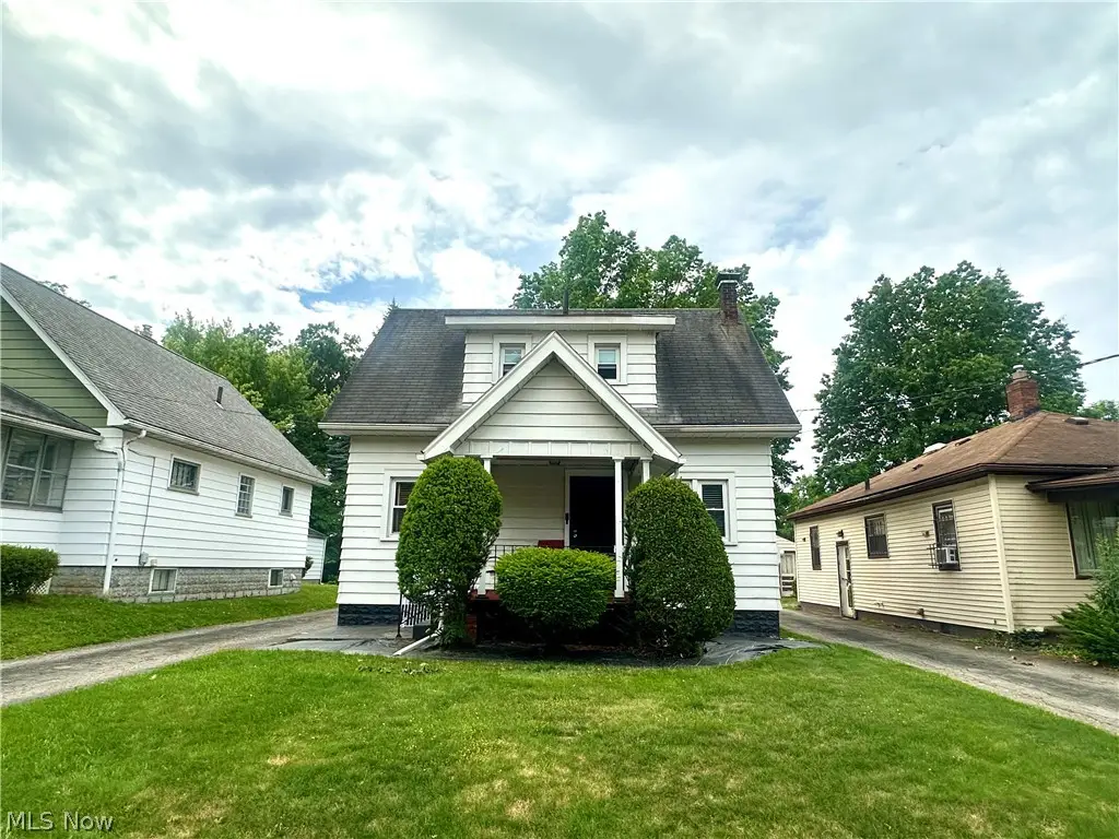 347 Marmion Avenue, Youngstown, OH 44507 - #1