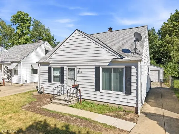 29940 Phillips Avenue, Wickliffe, OH 44092 - #3