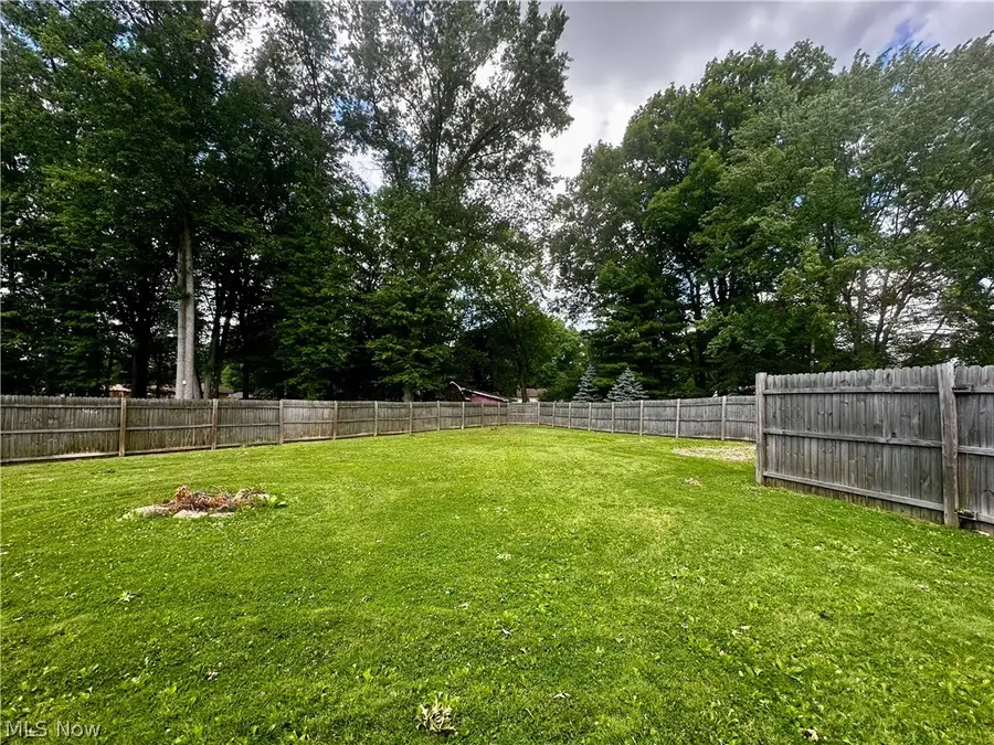 1060 Broadway Se Avenue, Warren, OH 44484 - #3