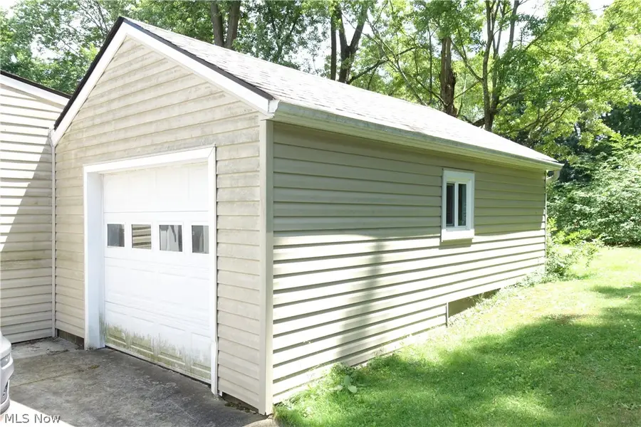 871 Overlook Avenue, Ravenna, OH 44266 - #2