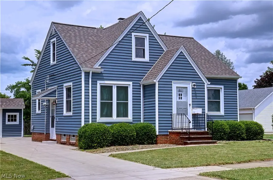 5708 Stickney Avenue, Cleveland, OH 44144 - #2