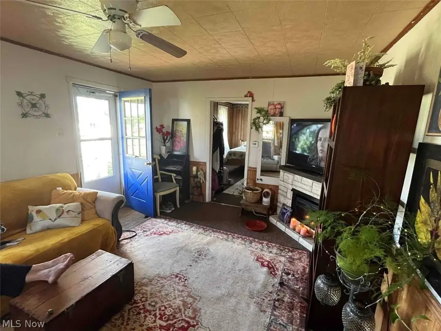 403 Lee Road, Follansbee, WV 26037 - #2