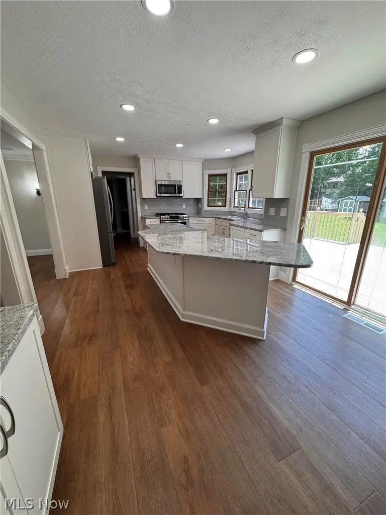 4764 Young Road, Stow, OH 44224 - #3