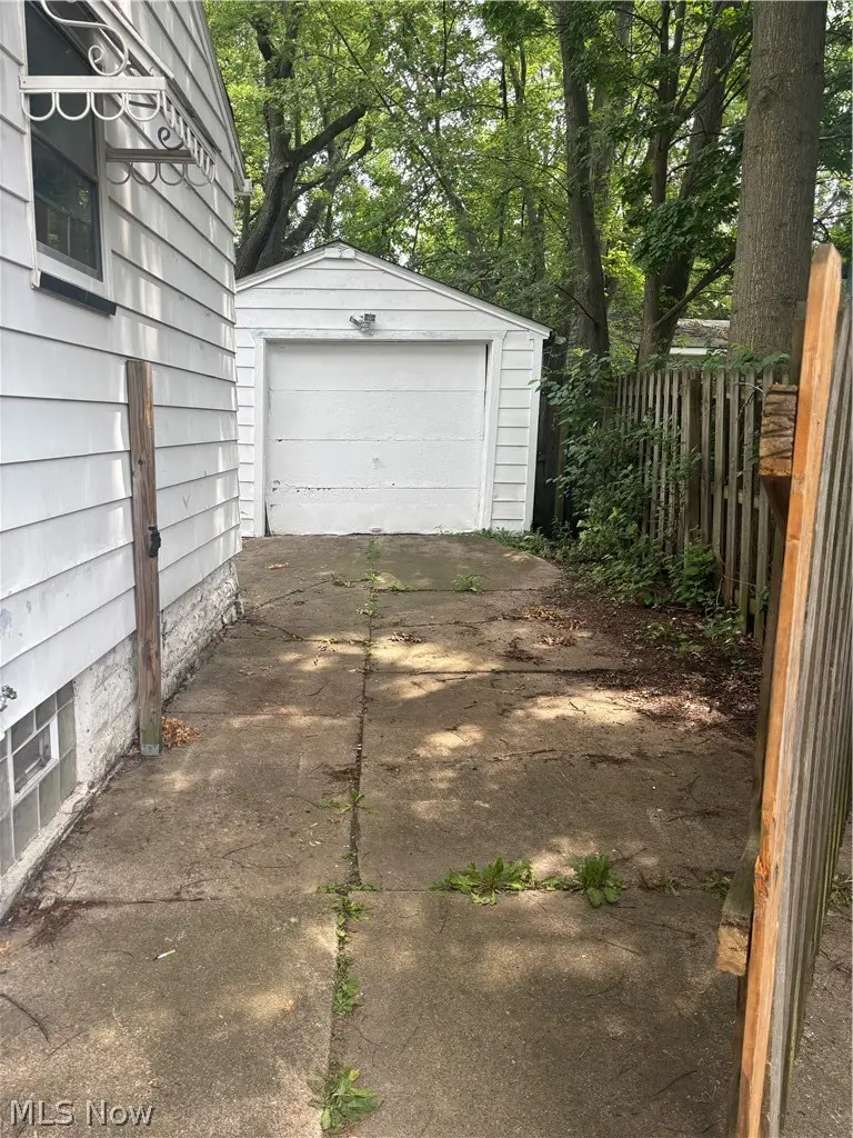 1101 Dietz Avenue, Akron, OH 44301 - #3