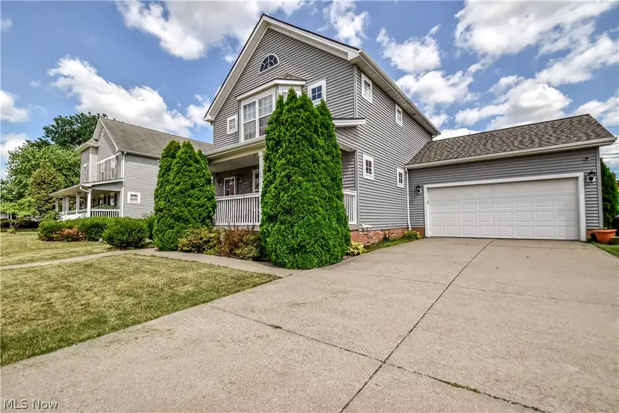 23851 Rockside Road, Bedford Heights, OH 44146 - #2