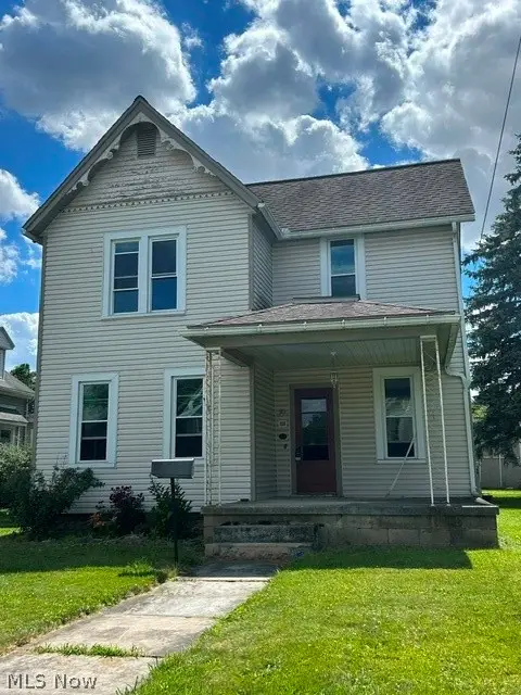 90 S Linwood Avenue, Norwalk, OH 44857
