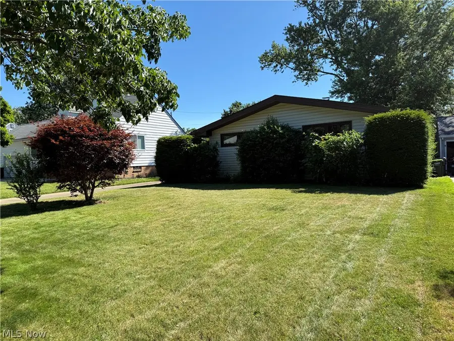 2174 Rockefeller Road, Wickliffe, OH 44092 - #2