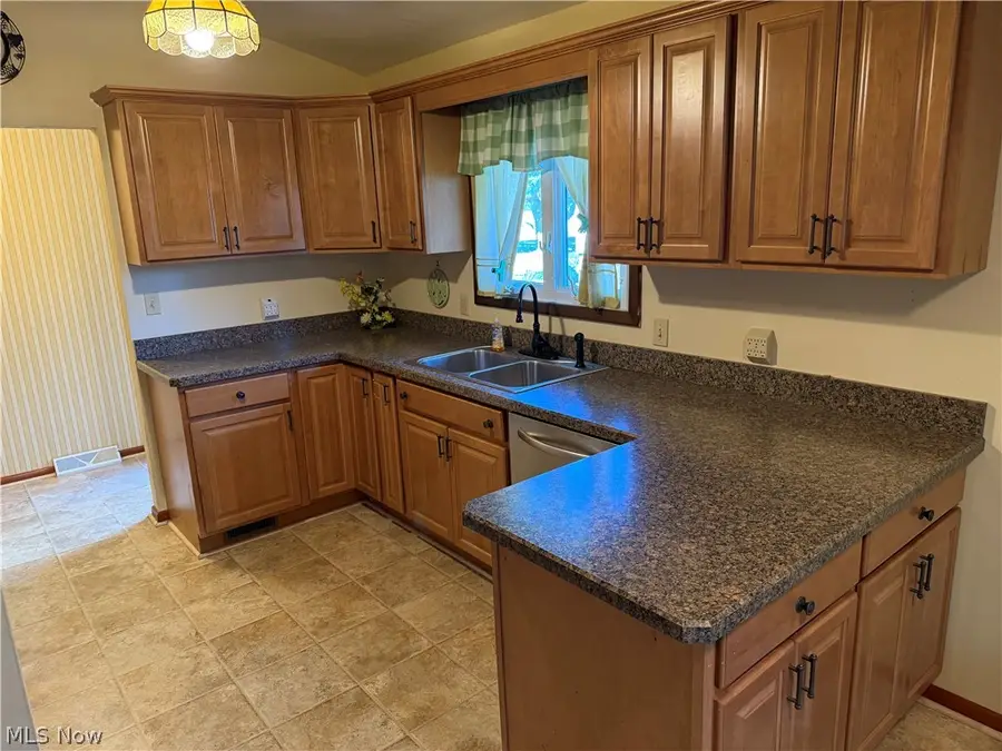2174 Rockefeller Road, Wickliffe, OH 44092 - #3