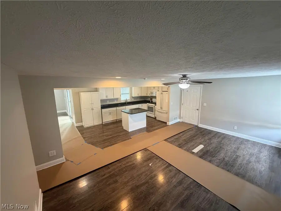 5976 Reynolds Road, Mentor On The Lake, OH 44060 - #3