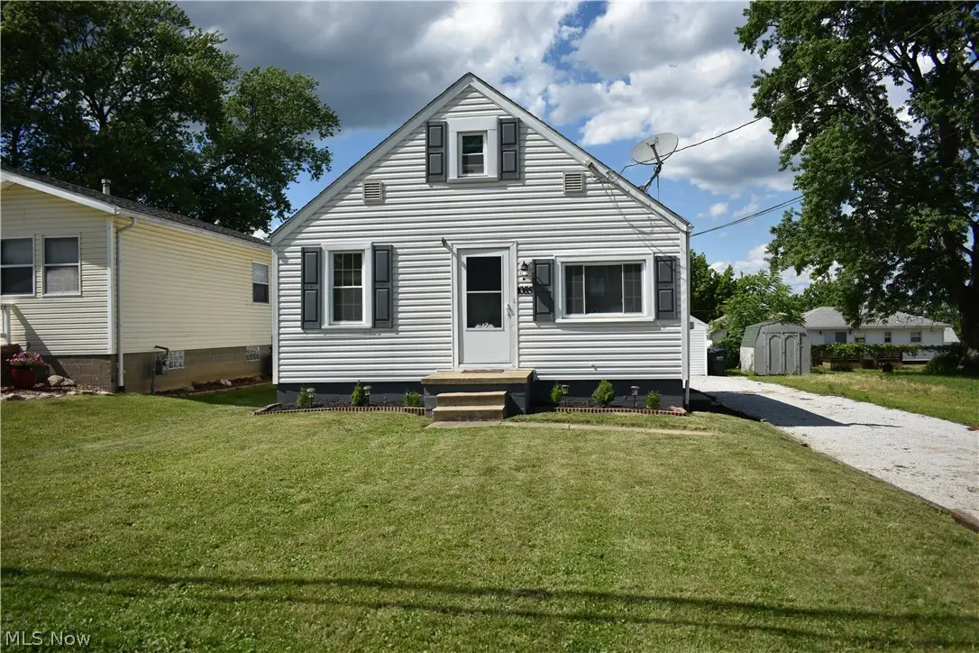 1085 Stratford Street, Barberton, OH 44203 - #1
