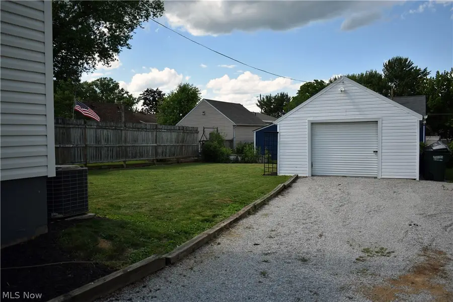 1085 Stratford Street, Barberton, OH 44203 - #3