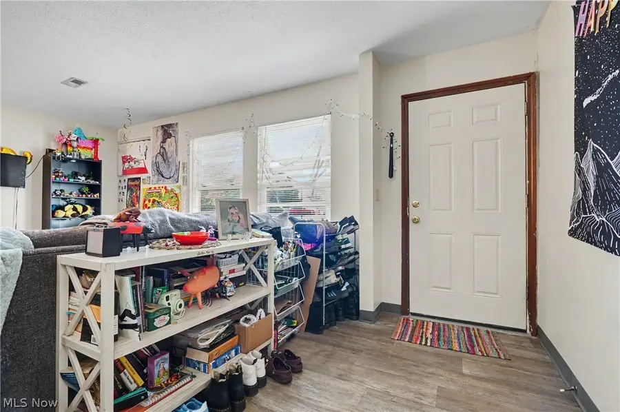 1503 Whitehall Boulevard, Kent, OH 44240 - #2