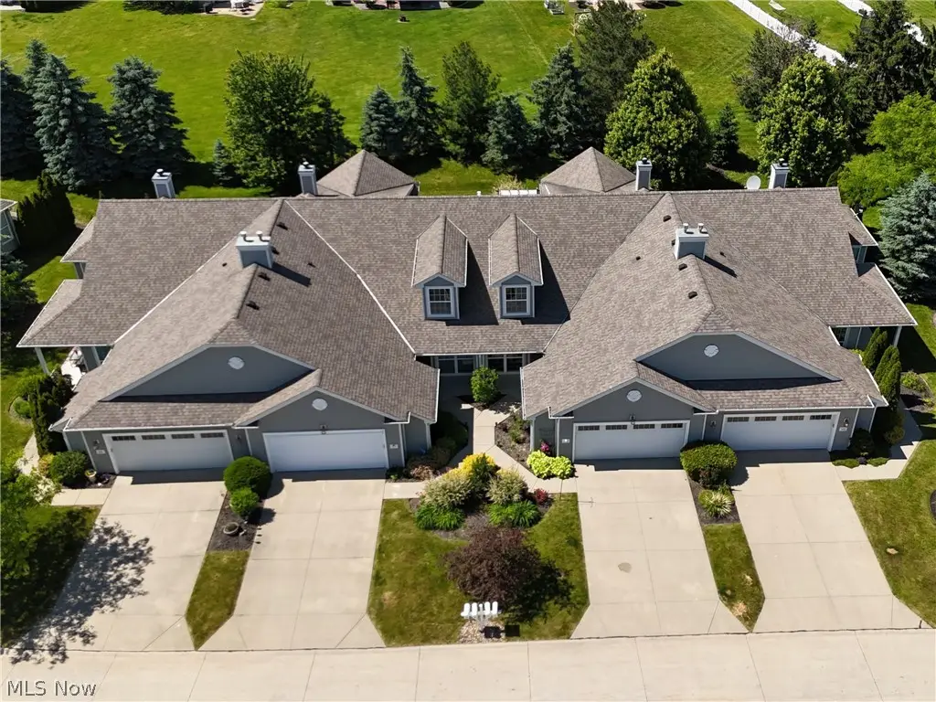 546 Hyannis Port Circle, Avon Lake, OH 44012 - #1