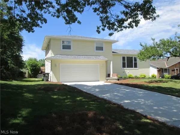 2887 Nancy Circle, Brunswick, OH 44212