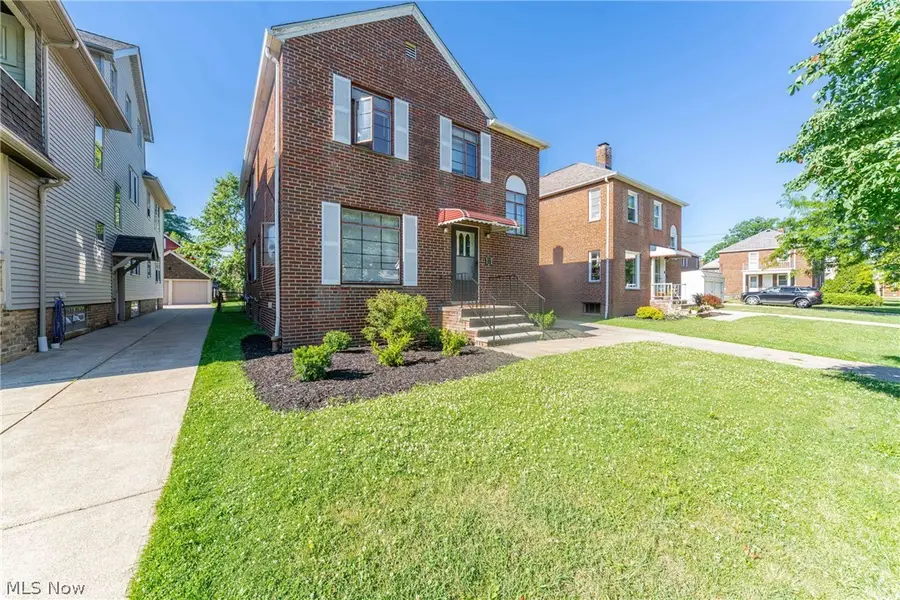 14603 Garfield Avenue, Lakewood, OH 44107 - #3