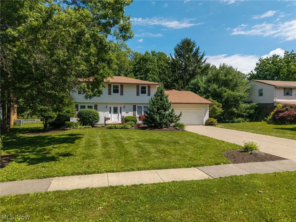 502 Farr Avenue, Wadsworth, OH 44281 - #1
