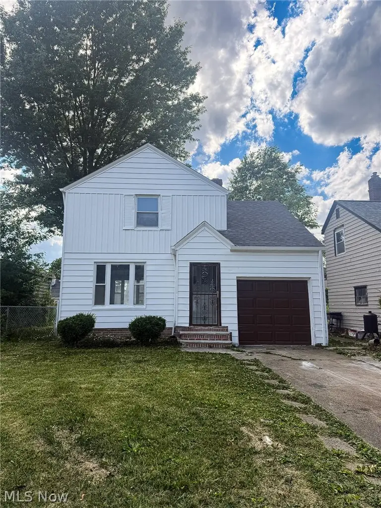 3928 Strandhill Road, Cleveland, OH 44128 - #1