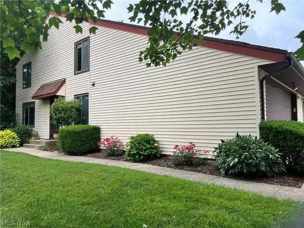 32623 Jefferson Drive, Solon, OH 44139