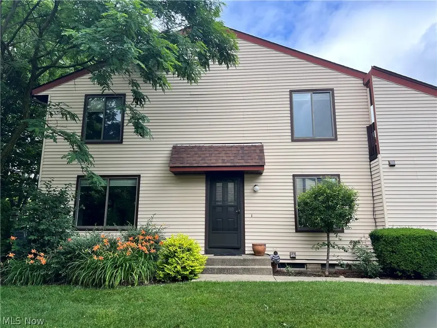 32623 Jefferson Drive, Solon, OH 44139 - #2