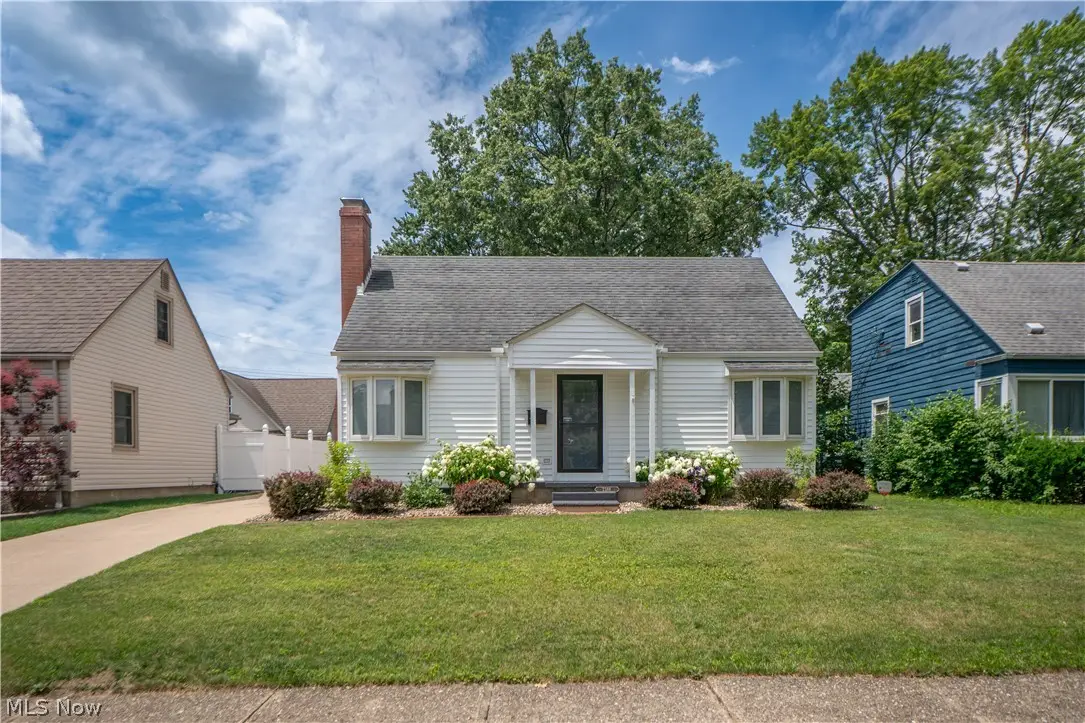 2388 14th Street, Cuyahoga Falls, OH 44223 - #1