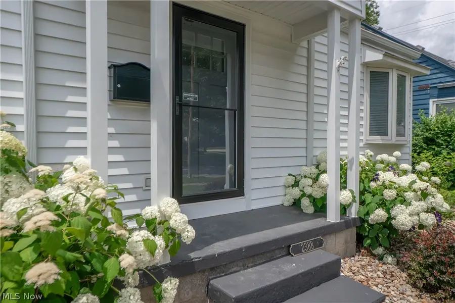 2388 14th Street, Cuyahoga Falls, OH 44223 - #3
