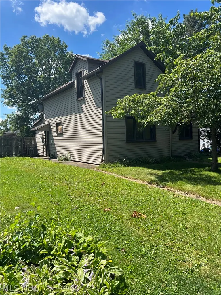 304 E 4th Street, Dover, OH 44622 - #2