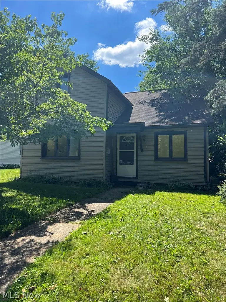 304 E 4th Street, Dover, OH 44622 - #3