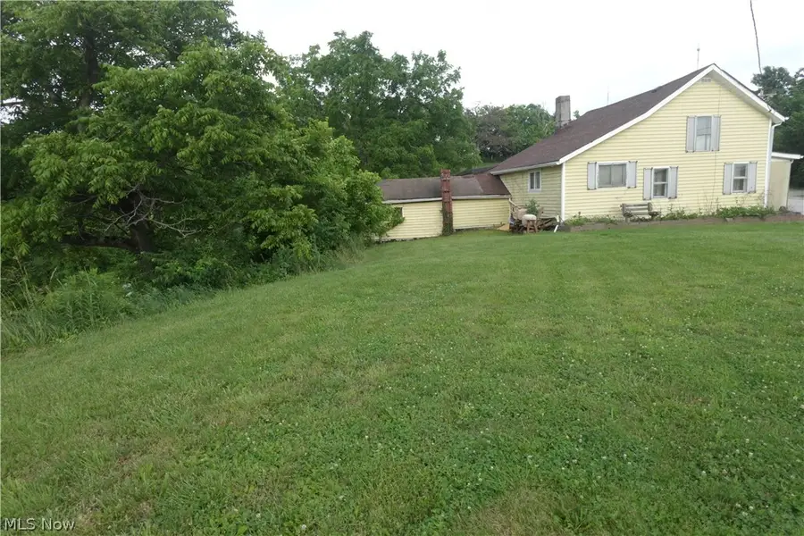 56085 Winding Hill Rd, Bellaire, OH 43906 - #2