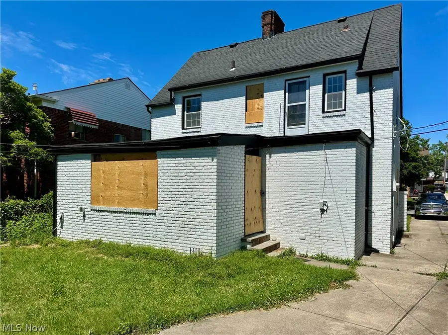 3138 Ashwood Road, Cleveland, OH 44120 - #3