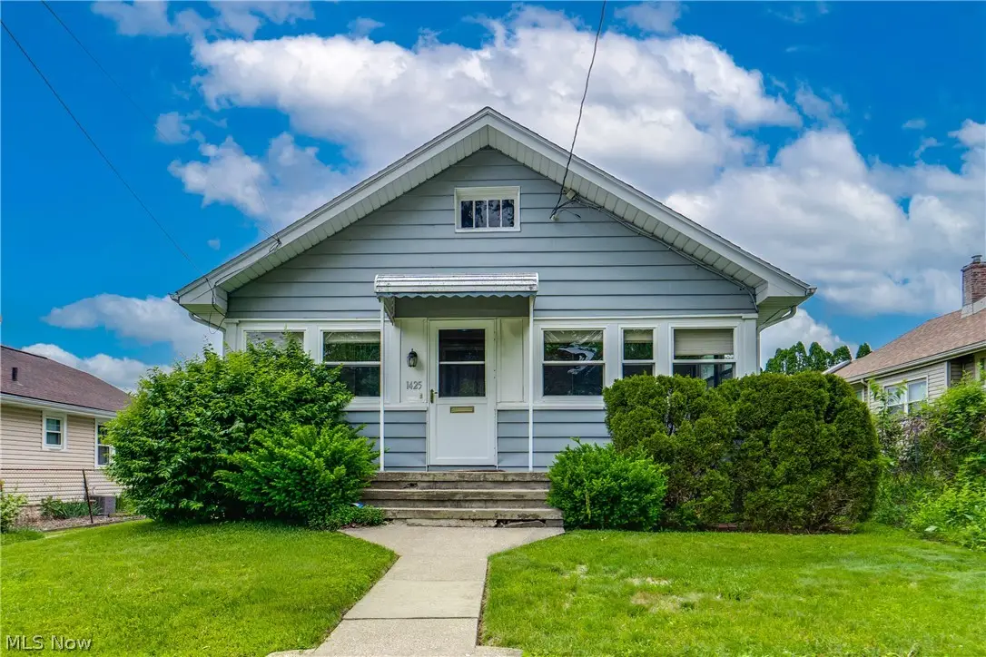 1425 Chippewa Avenue, Akron, OH 44305 - #1
