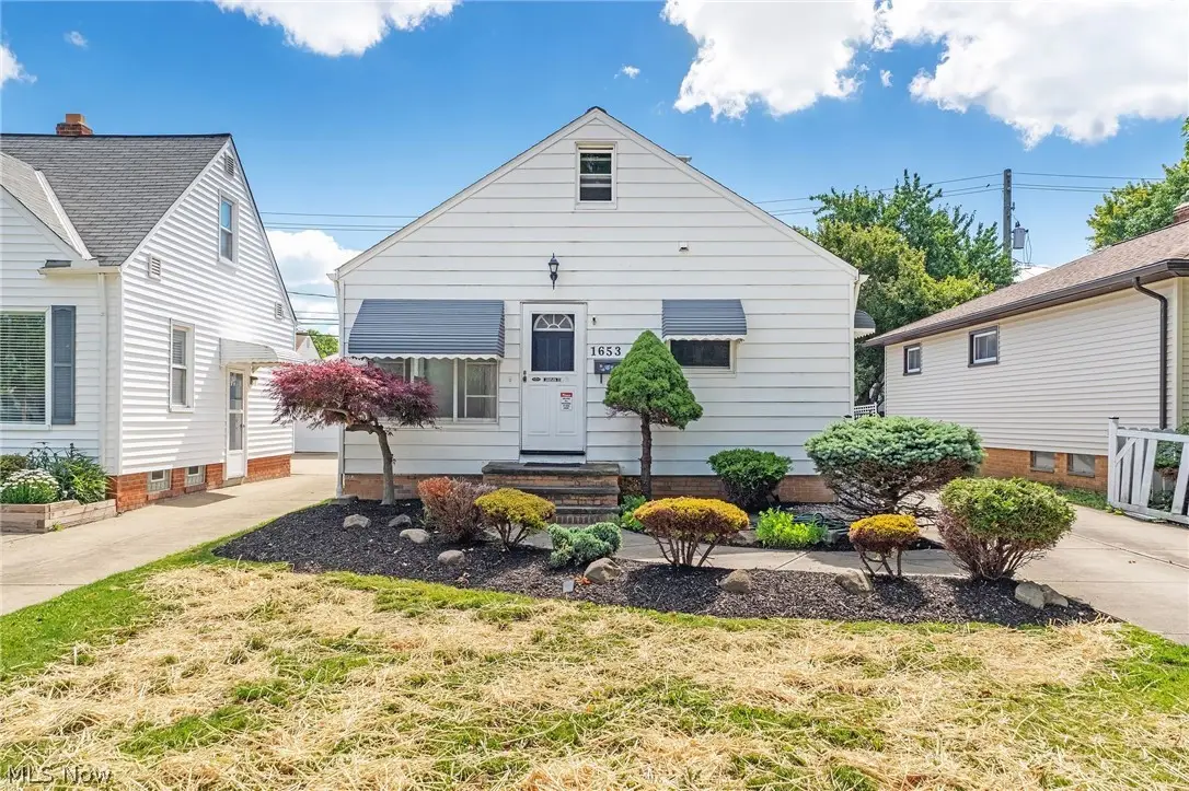 1653 Woodhurst Avenue, Mayfield Heights, OH 44124 - #1