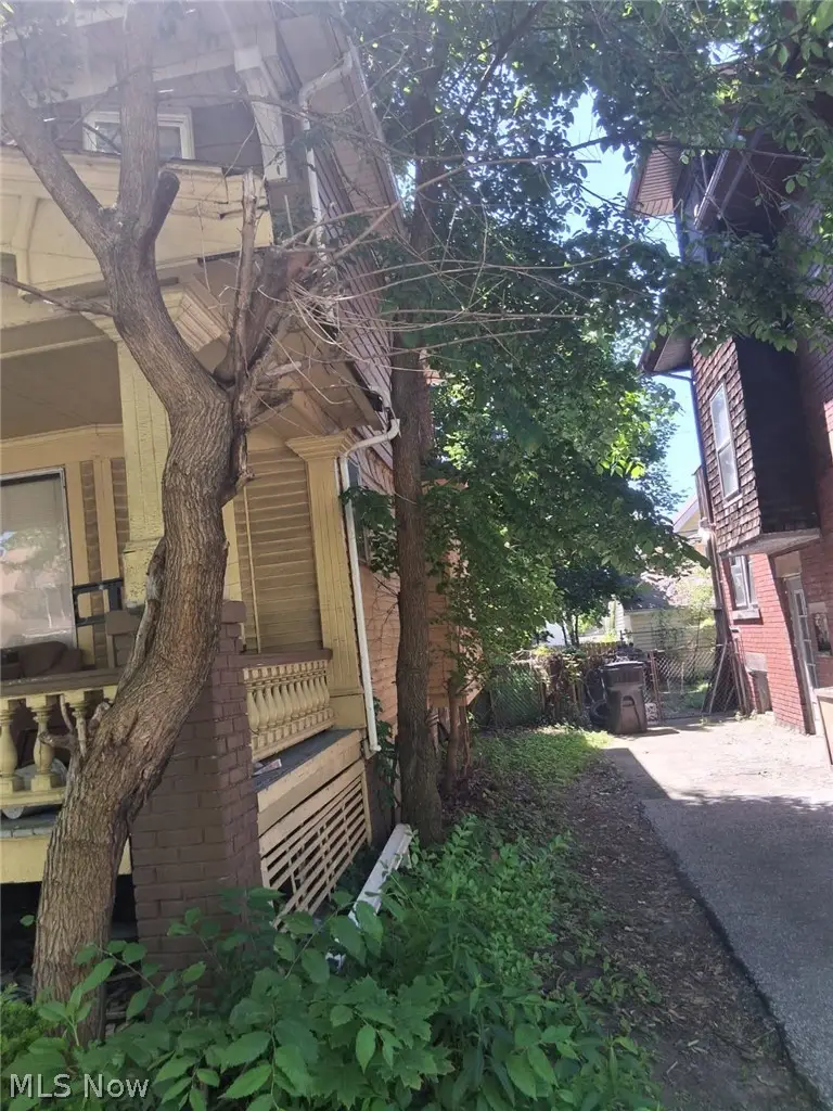 462 Eddy Road, Cleveland, OH 44108 - #2
