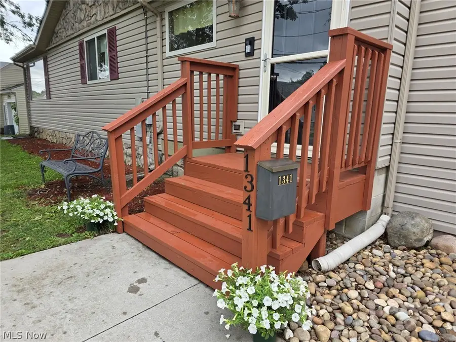 1341 Benton Street, Barberton, OH 44203 - #2