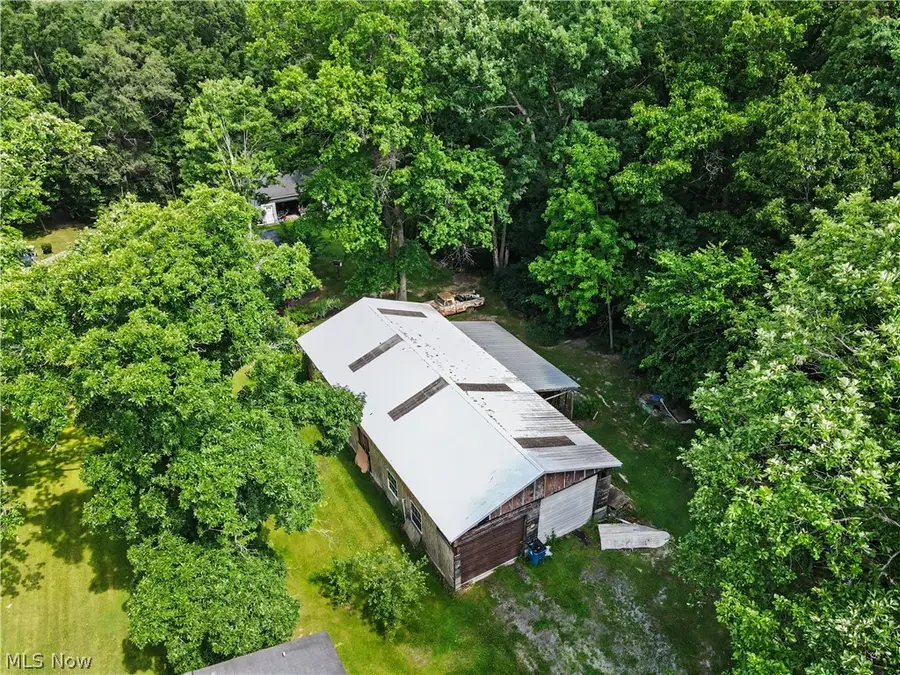 3424 Painesville Warren Road, Southington, OH 44470 - #2