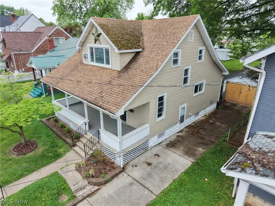 2329 Broad Street, Parkersburg, WV 26101 - #2
