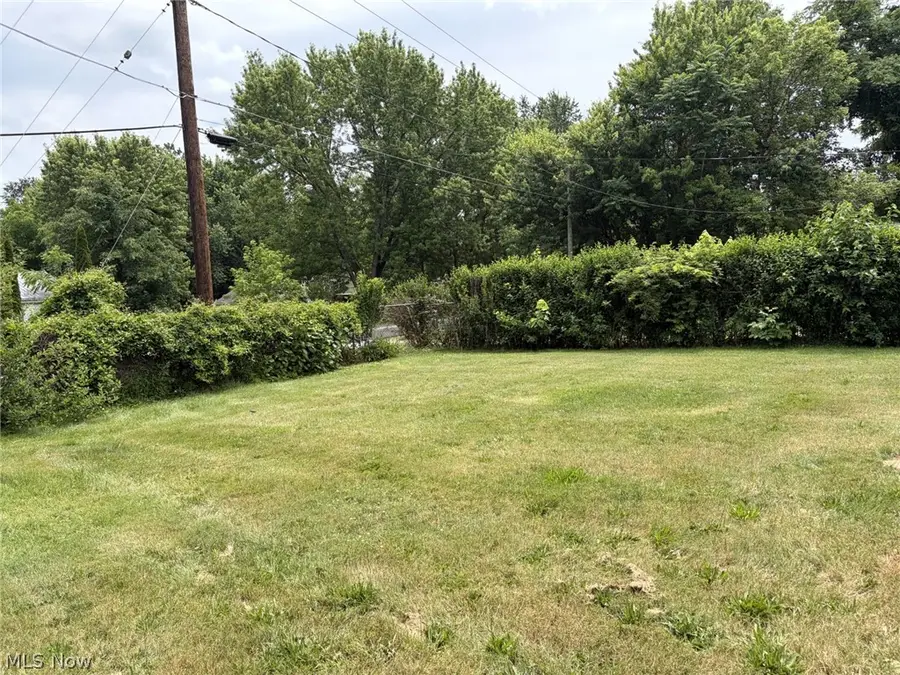 2418 Hillstock Avenue, Akron, OH 44312 - #3