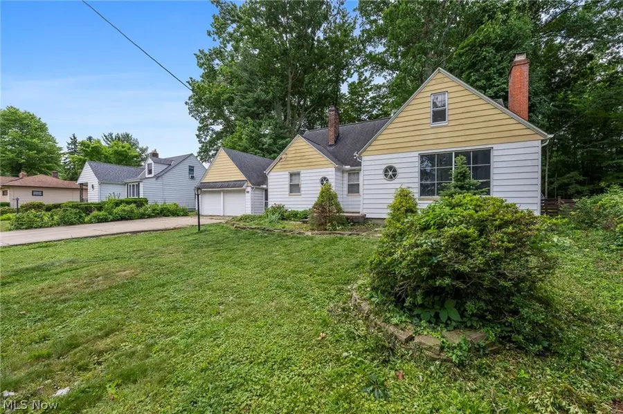 29408 Luxona Avenue, Wickliffe, OH 44092 - #2