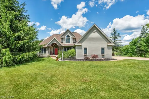 16420 Vernon Drive, West Farmington, OH 44491