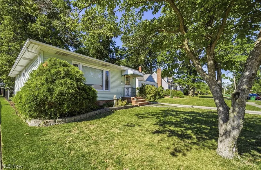 28626 Forest Road, Willowick, OH 44095 - #3