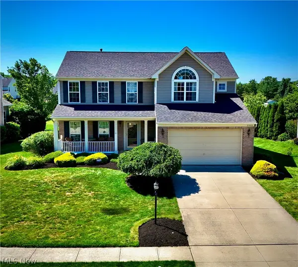 37663 Stoney Lake Drive, North Ridgeville, OH 44039